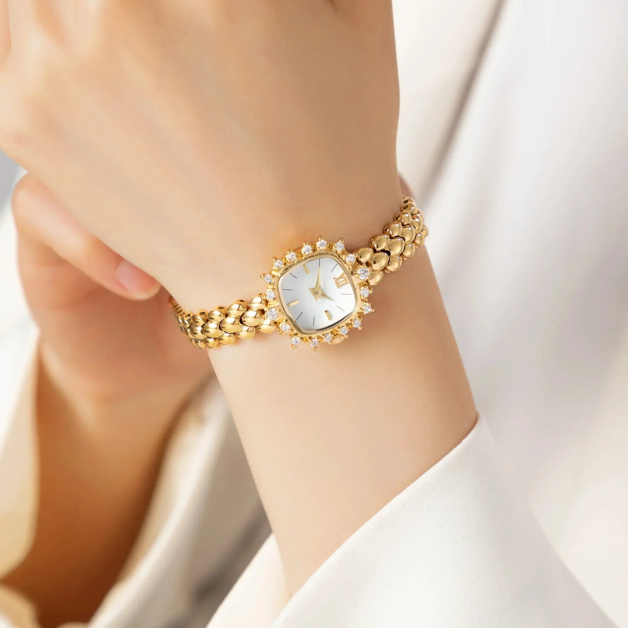 Augusta | Elegant Timepiece